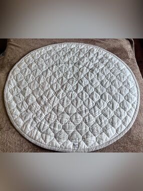 Finch & Folk Organic Cotton Round Quilted Baby Play Mat Grey White 44"